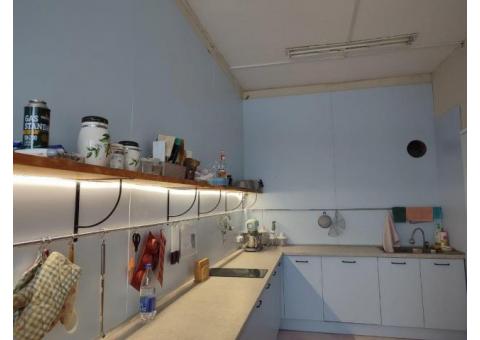 Продажа студии "Creme" по производству кондитерских изделий