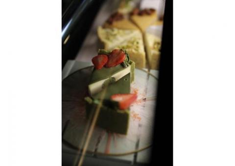 Продажа студии "Creme" по производству кондитерских изделий