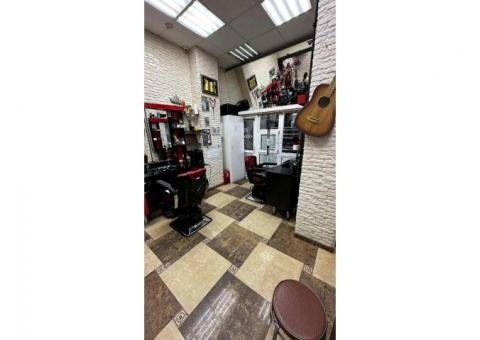 Барбершоп "Гранд" рядом с Комаровским рынком