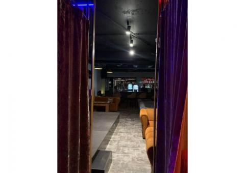 Кальян-бар в известном месте