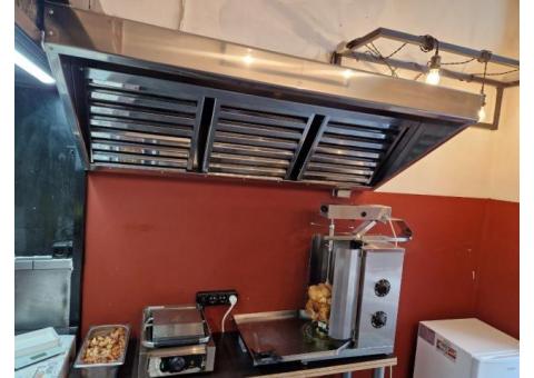 Кафе - шаурма с отличным расположением