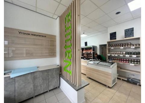 Два продуктовых магазина в Минске