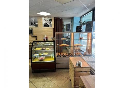 Кафе-пекарня в проходном месте