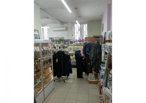 Магазин розничной торговли сувенирами и подарками