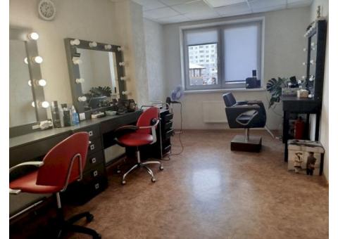 Салон красоты с командой в Московском районе