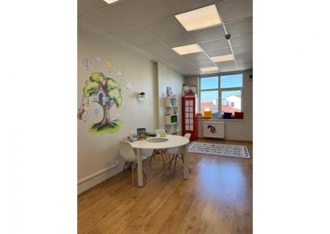 Две школы английского языка с готовой инфраструктурой