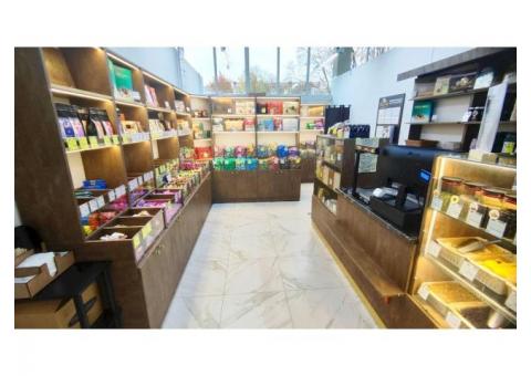 Фирменный магазин сладостей "Спартак"