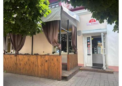 Кафе на центральной пешеходной улице в Пинске