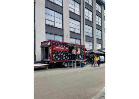 Готовый фудтрак на базе Mercedes-Benz Atego