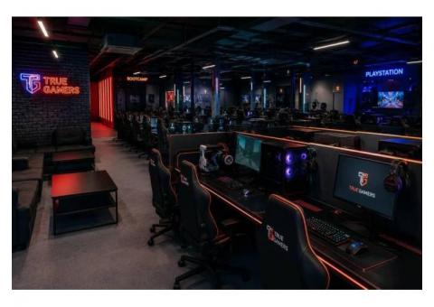 Компьютерный клуб True Gamers рядом с метро Немига