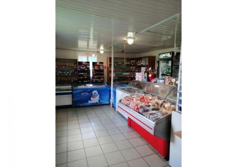 Здание продуктового магазина