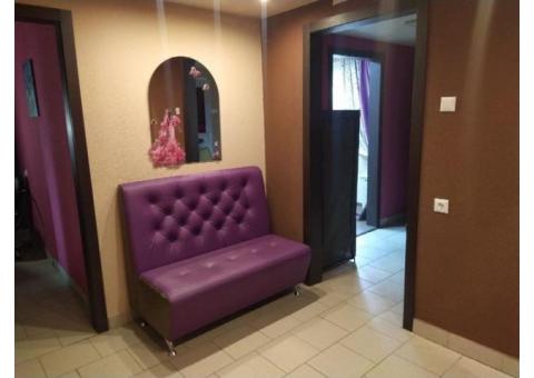 Парикмахерская без юр.лица рядом с метро Михалово