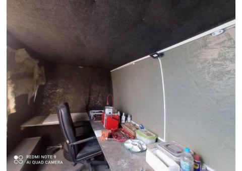 Мобильная заточка парикмахерского инструмента