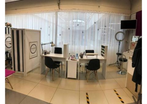 Студия красоты в торговом центре Аутлето