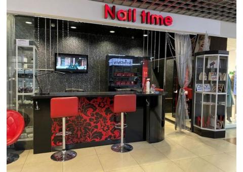 Нейл-бар в ТЦ Европа