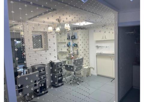 Салон красоты вместе с фирмой на Машерова