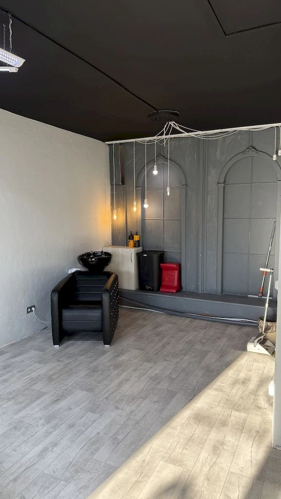 Действующий барбершоп BROS ROOM